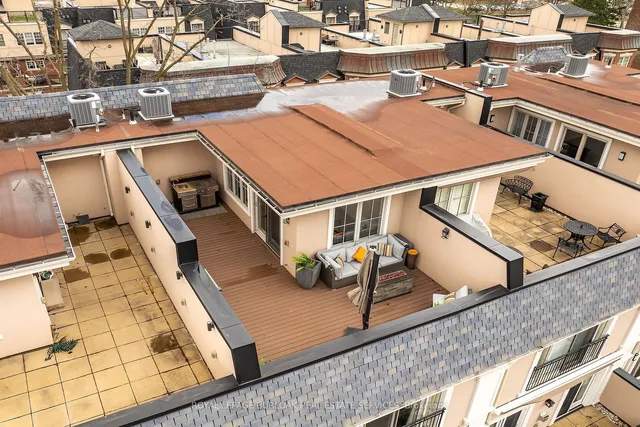 Additional image 40 of 509 Elizabeth St Unit 4