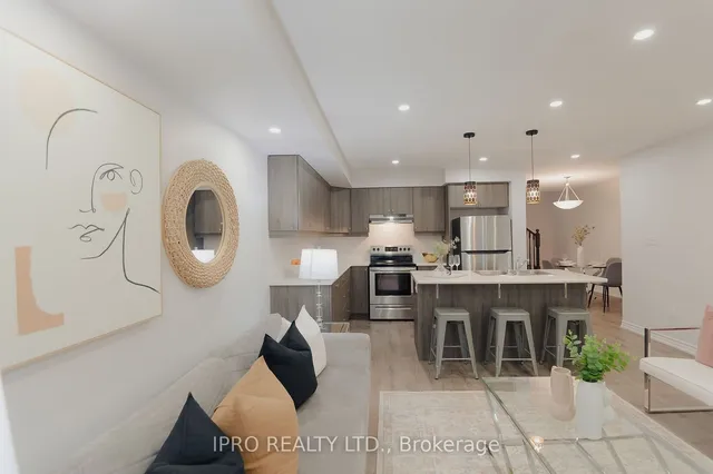 Additional image 10 of 992 Balsam Crt