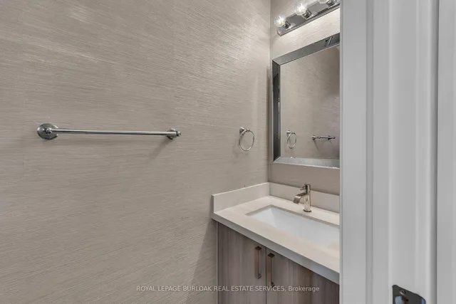 Additional image 8 of 509 Elizabeth St Unit 4