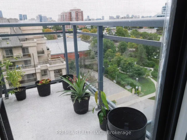 Additional image 4 of 17 Kenaston Gdns Unit #810