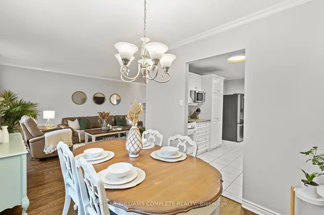 Additional image 10 of 38 BRETT Crt