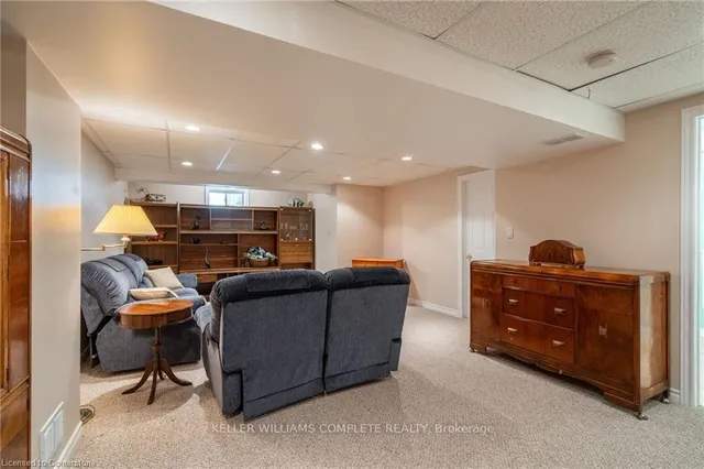 Additional image 17 of 44 Greentrail Dr