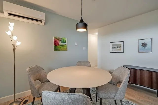 Additional image 11 of 700 DYNES Rd Unit 1003