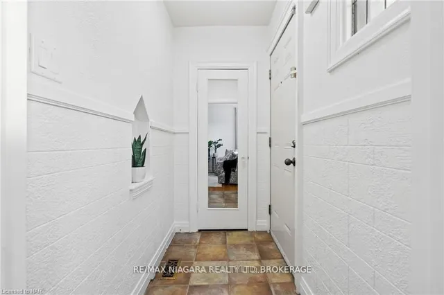 Additional image 3 of 1671 KING St