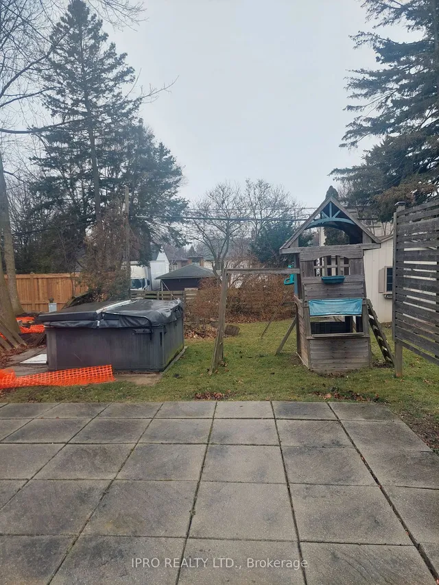 Additional image 13 of 12 Harewood Ave