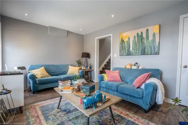 Additional image 40 of 165 Emerald St