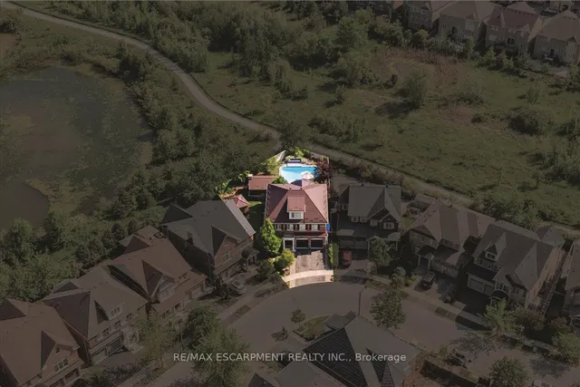 Additional image 40 of 320 Wrigglesworth Cres