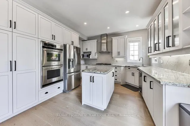 Additional image 10 of 2557 ARMOUR Cres