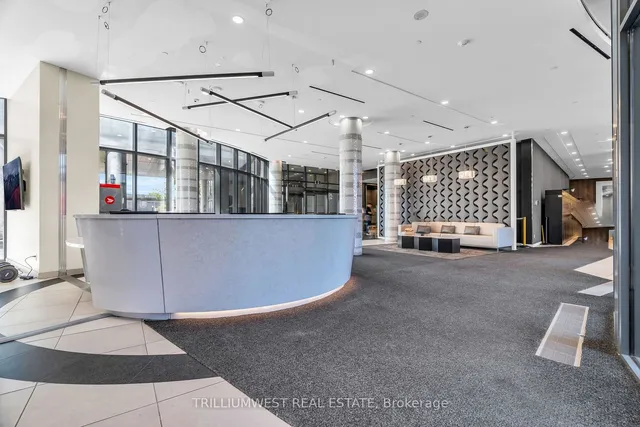 Additional image 10 of 51 East Liberty St Unit 1516