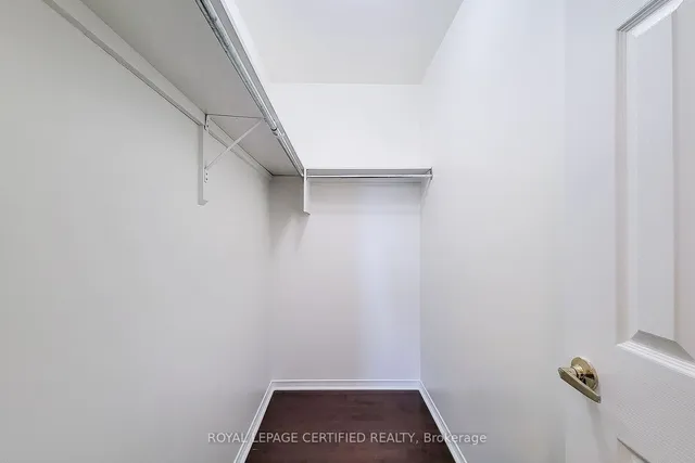 Additional image 27 of 482 Berkindale Dr