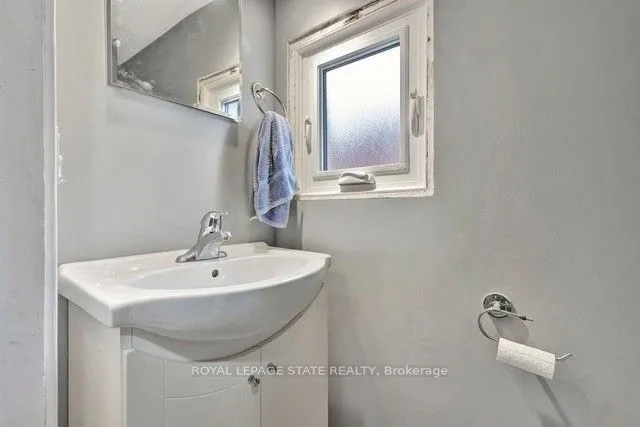 Additional image 14 of 304 Emerald St