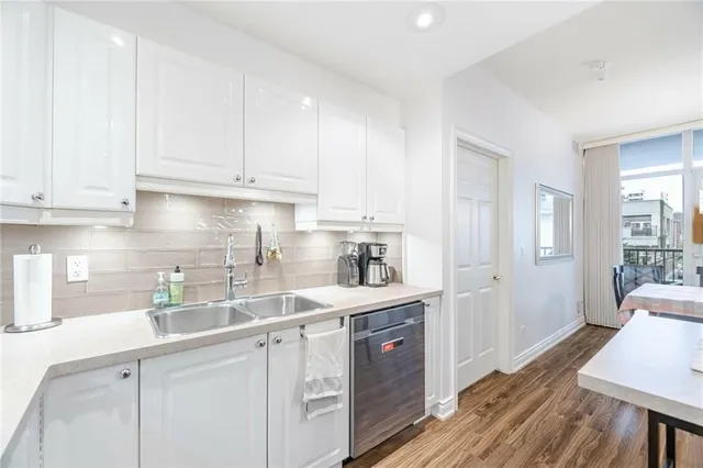 Additional image 15 of 399 ELIZABETH ST St Unit 210