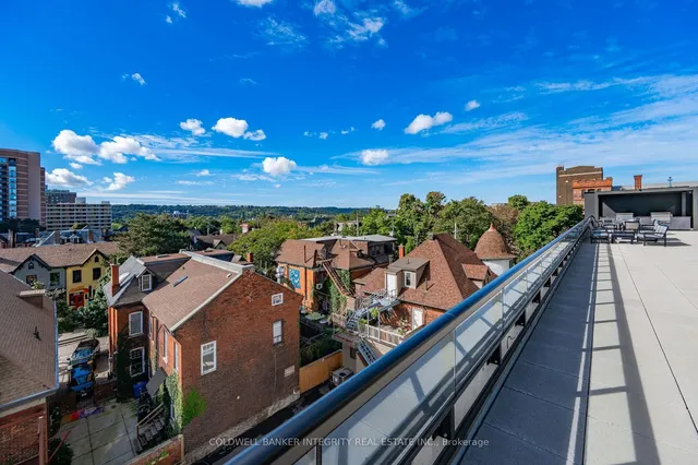 Additional image 37 of 15 Queent St Unit 10