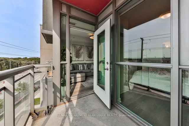 Additional image 22 of 5230 Dundas St Unit A527