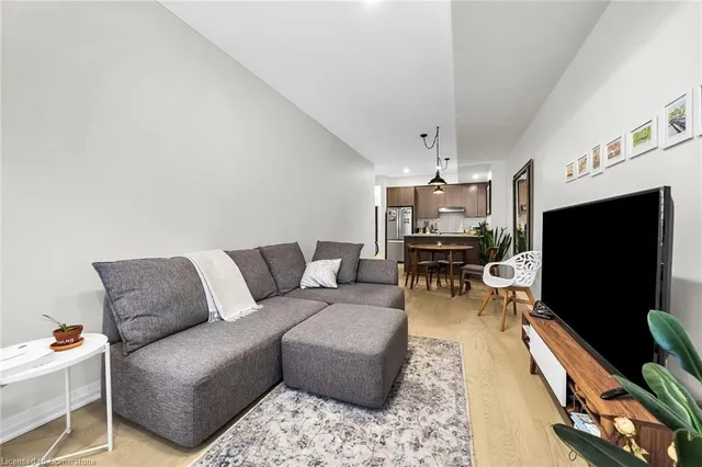 Additional image 12 of 12 Blanshard St Unit 203