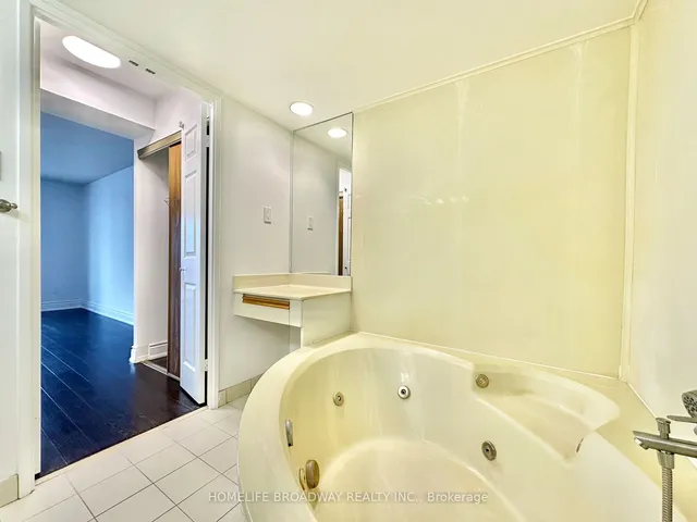 Additional image 33 of 5460 Yonge St Unit 1504