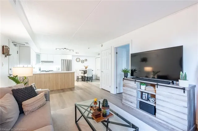 Additional image 6 of 2010 Cleaver Ave Unit 109