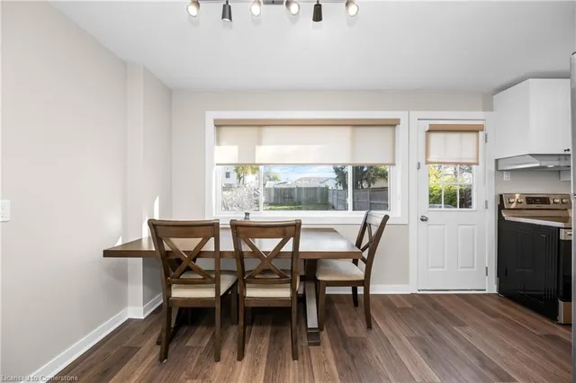 Additional image 16 of 305 East 24th St