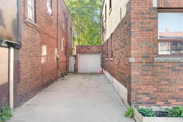 Additional image 33 of 770 Barton St