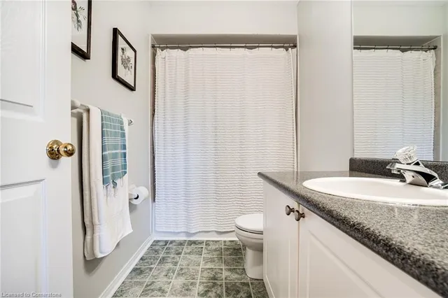 Additional image 28 of 31 Moss Blvd Unit 17