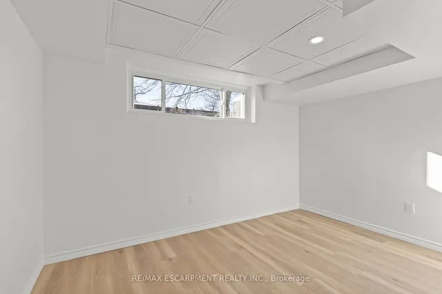 Additional image 29 of 20 Burfield Ave