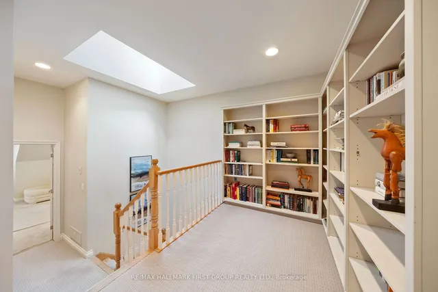 Additional image 27 of 257 Roseland Cres