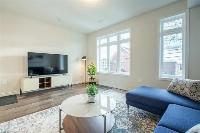 Additional image 8 of 2620 Binbrook Rd Unit 210