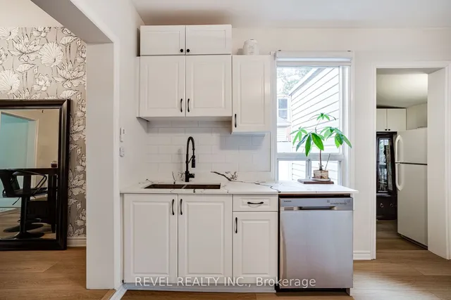 Additional image 9 of 44 Steven St