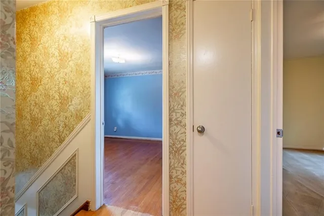 Additional image 21 of 555 LETITIA Crt