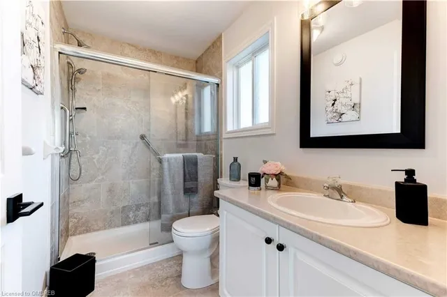 Additional image 28 of 145 Glenariff Dr