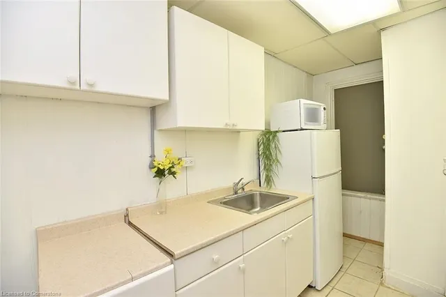 Additional image 6 of 275 Main St