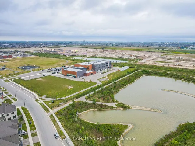 Additional image 40 of 476 Bergamot Ave