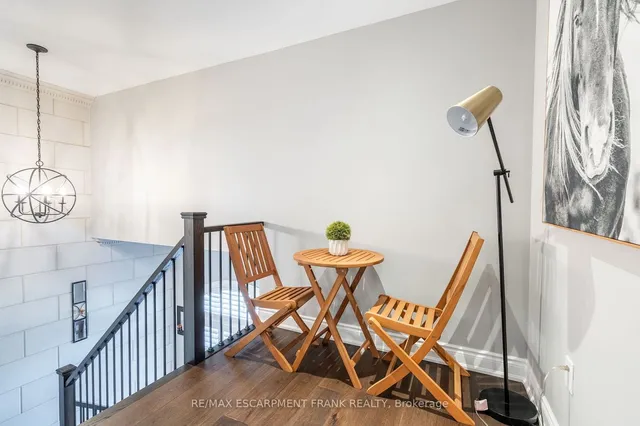 Additional image 18 of 8 CESAR Pl