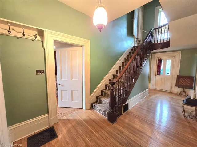 Additional image 7 of 340 Dundas St