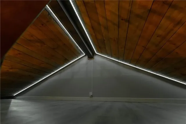 Additional image 12 of 329 MAIN St