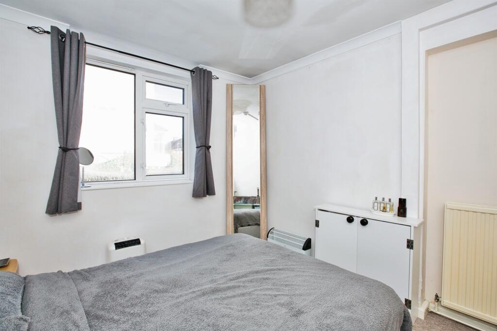 Additional image 12 of Goldcroft, Yeovil