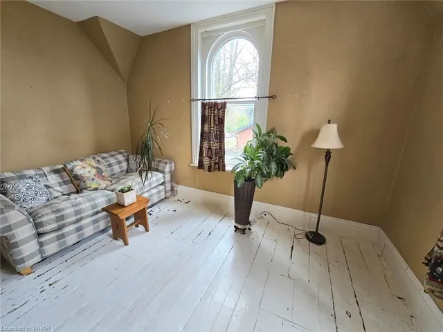 Additional image 27 of 340 Dundas St