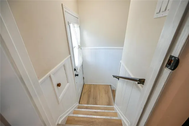 Additional image 24 of 8 LAMPTON Pl