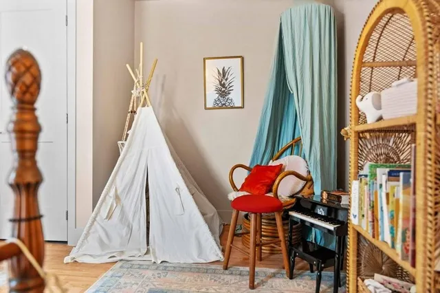 Additional image 24 of 120 GIBSON Ave