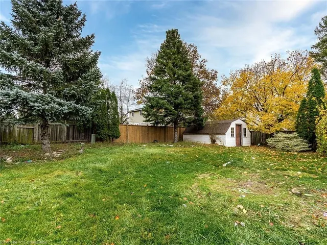 Additional image 36 of 156 Gordon Drummond Ave