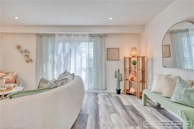 Additional image 15 of 20 Anna Capri Dr Unit 24
