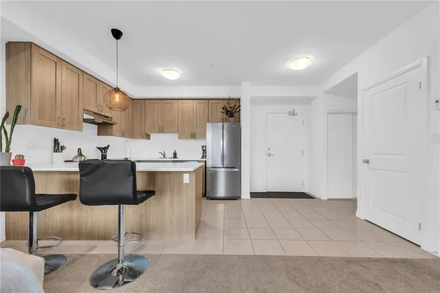 Additional image 8 of 5 HAMILTON St Unit 212