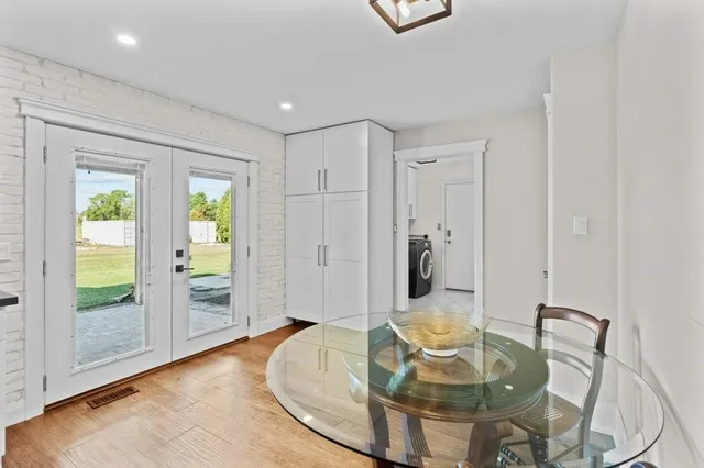 Additional image 23 of 851 WESTOVER Rd