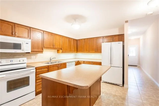 Additional image 20 of 50 Grovetree Tr