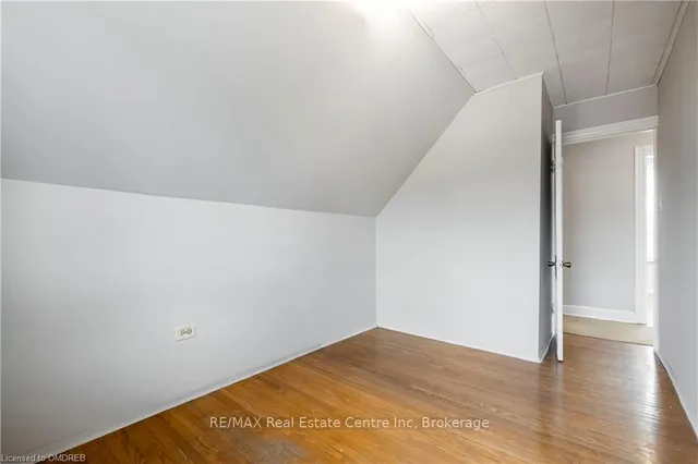 Additional image 22 of 40 GREIG St