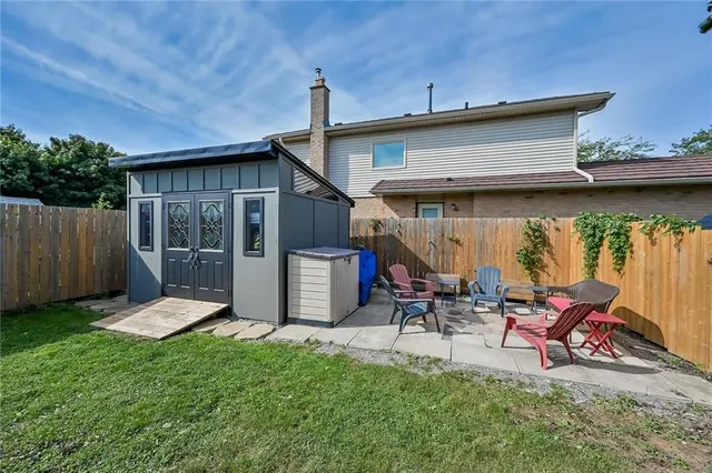 Additional image 49 of 5 RIDELL Cres