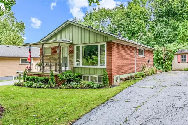 Additional image 50 of 62 BLACKWOOD Cres