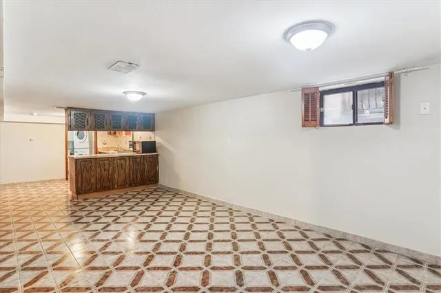 Additional image 18 of 234 MARKET St