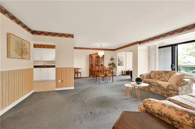 Additional image 4 of 301 FRANCES Ave Unit 306