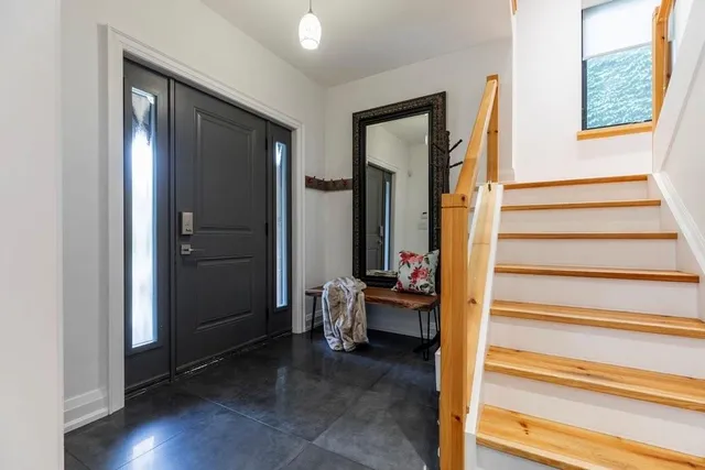 Additional image 5 of 15 MELROSE Ave